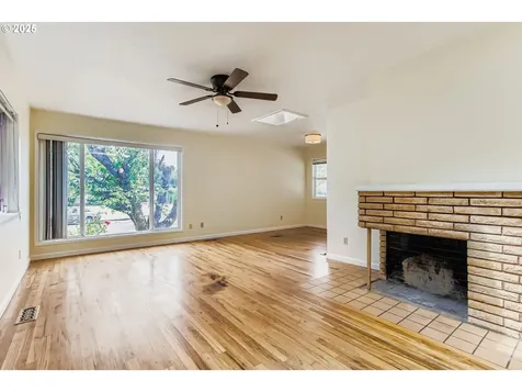 14555 NE Knott Court Portland OR 97230