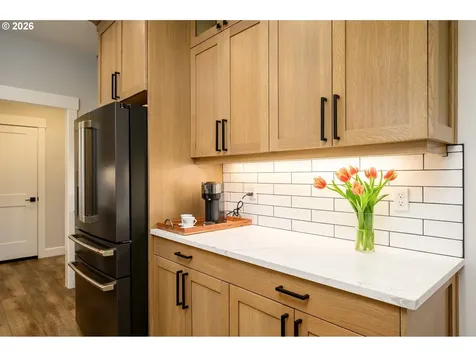 1160 Bedlington Terrace Silverton OR 97381