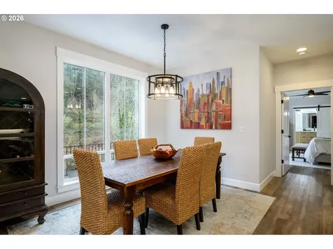 1160 Bedlington Terrace Silverton OR 97381