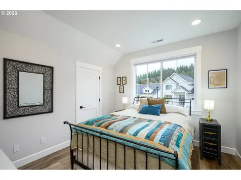 1160 Bedlington Terrace Silverton OR 97381
