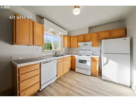 411 4th Street Oregon City OR 97045