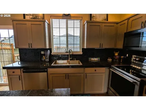 145 NE 71st Street Newport OR 97365