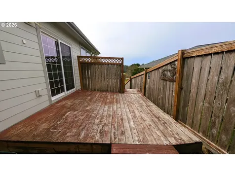 145 NE 71st Street Newport OR 97365