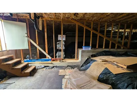 145 NE 71st Street Newport OR 97365
