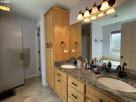 128 Watusi Court Winston OR 97496