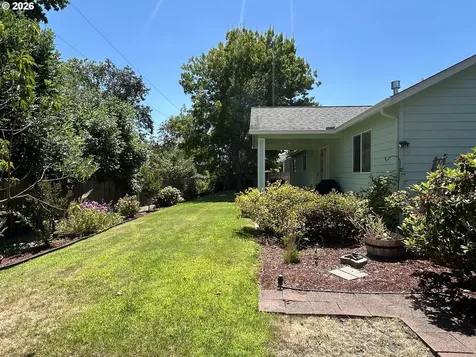 128 Watusi Court Winston OR 97496
