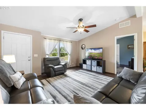 252 Blackledge Road Carson WA 98610