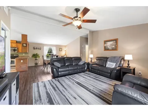 252 Blackledge Road Carson WA 98610