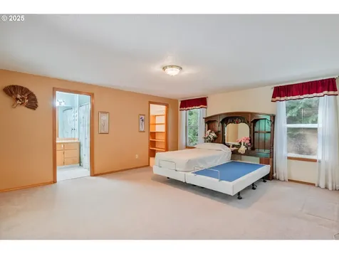 230 S Maple Hill Road Kelso WA 98626