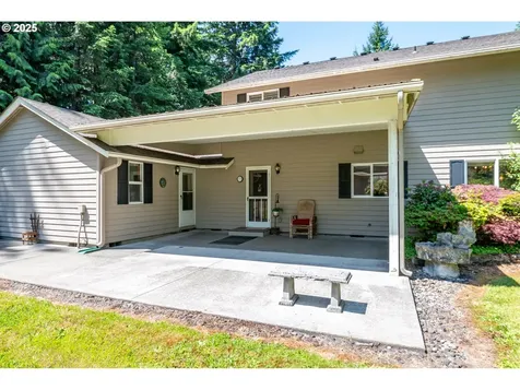 230 S Maple Hill Road Kelso WA 98626