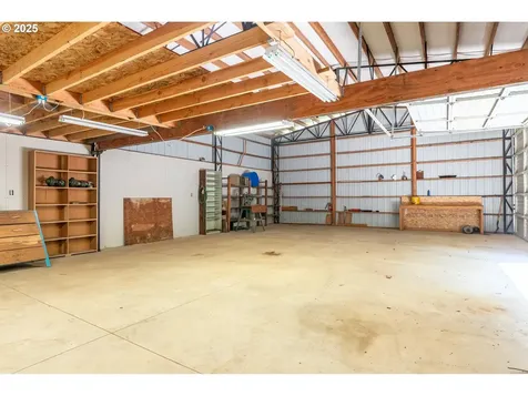 230 S Maple Hill Road Kelso WA 98626