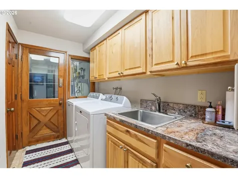 23905 Butteville Road NE Aurora OR 97002