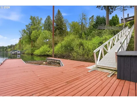 23905 Butteville Road NE Aurora OR 97002
