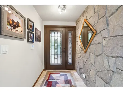 23905 Butteville Road NE Aurora OR 97002