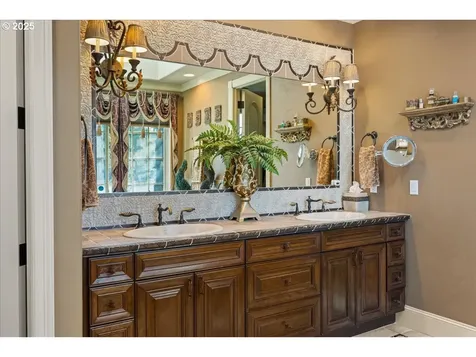 3600 Lakeview Boulevard Lake Oswego OR 97035