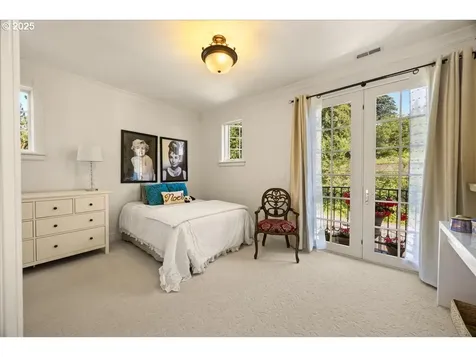 3600 Lakeview Boulevard Lake Oswego OR 97035