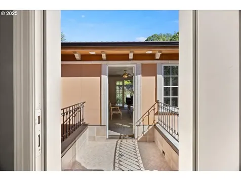 3600 Lakeview Boulevard Lake Oswego OR 97035