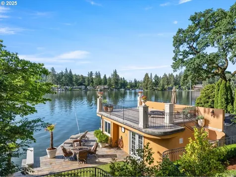 3600 Lakeview Boulevard Lake Oswego OR 97035