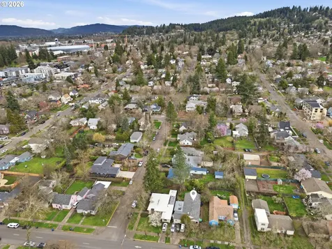 2121 Hilyard Street Eugene OR 97405