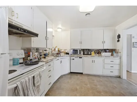 2121 Hilyard Street Eugene OR 97405