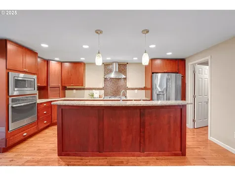 17616 SW Ivy Glenn Drive Beaverton OR 97007