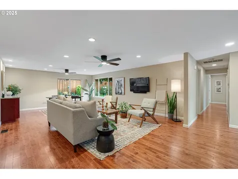 17616 SW Ivy Glenn Drive Beaverton OR 97007