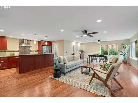 17616 SW Ivy Glenn Drive Beaverton OR 97007
