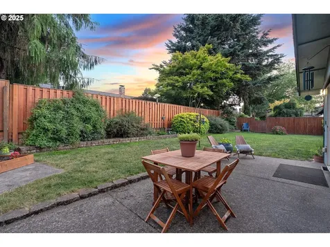 17616 SW Ivy Glenn Drive Beaverton OR 97007