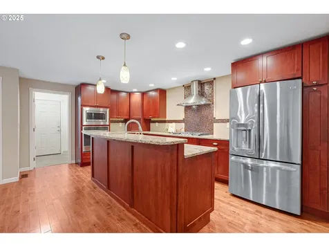 17616 SW Ivy Glenn Drive Beaverton OR 97007