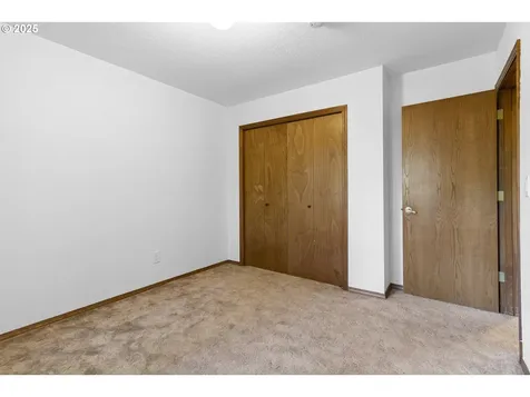 15827 S Lucky Lane Oregon City OR 97045