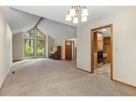 15827 S Lucky Lane Oregon City OR 97045