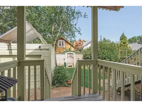 1911 SE 42nd Avenue Portland OR 97215
