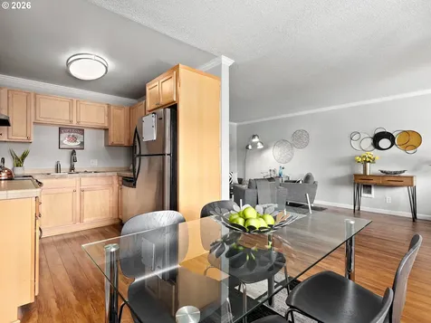 2155 NE Weidler Street Portland OR 97232