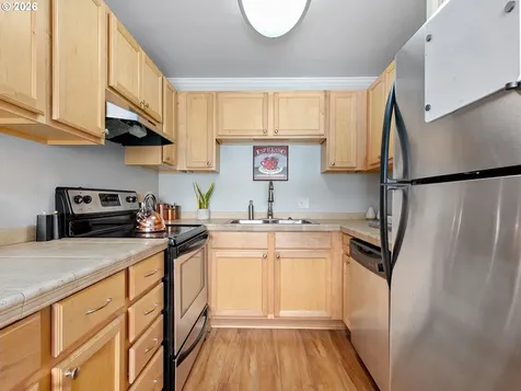 2155 NE Weidler Street Portland OR 97232