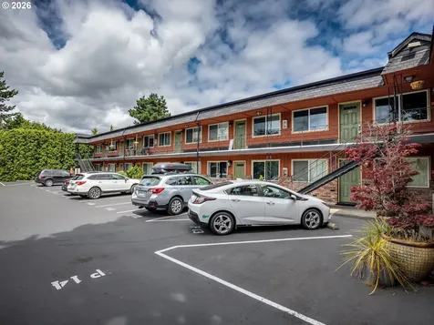 2155 NE Weidler Street Portland OR 97232