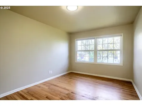 7310 NE Prescott Street Portland OR 97218