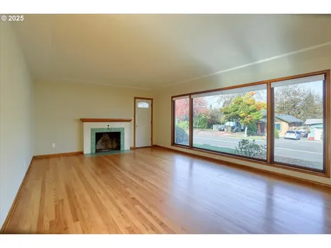 7310 NE Prescott Street Portland OR 97218