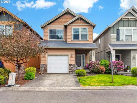 3572 SE Pinewood Avenue Hillsboro OR 97123