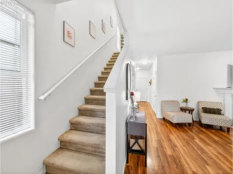 3572 SE Pinewood Avenue Hillsboro OR 97123