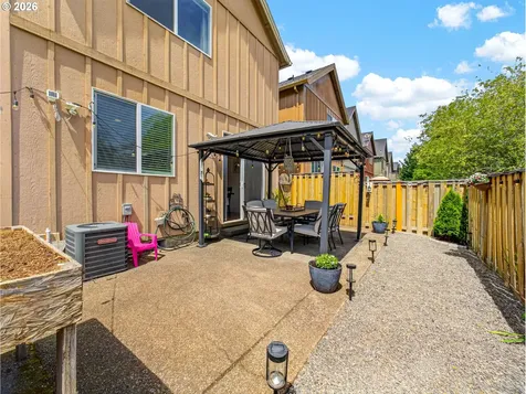 3572 SE Pinewood Avenue Hillsboro OR 97123