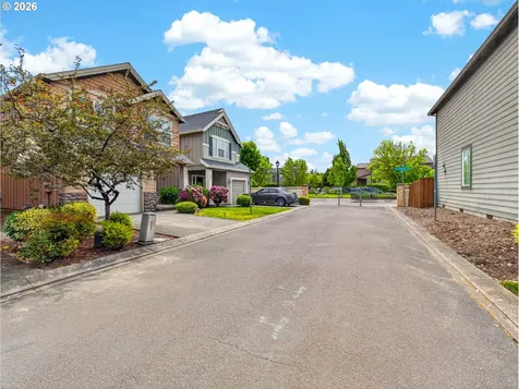3572 SE Pinewood Avenue Hillsboro OR 97123