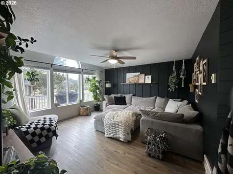 120 Valley View Drive John Day OR 97845