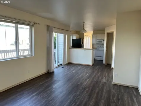 1392 SW Berryessa Place Troutdale OR 97060