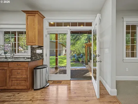 64100 E Relton Lane Brightwood OR 97011
