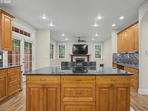 64100 E Relton Lane Brightwood OR 97011
