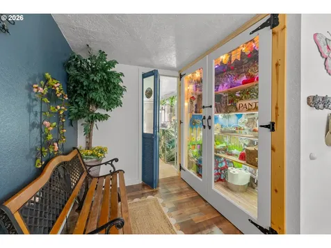 796 W Pilger Street Roseburg OR 97471
