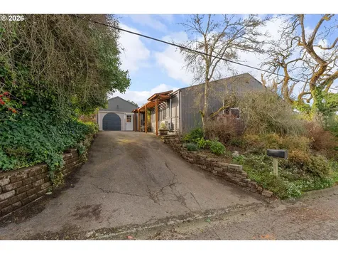 796 W Pilger Street Roseburg OR 97471