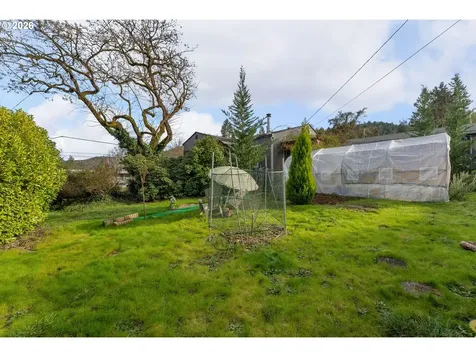 796 W Pilger Street Roseburg OR 97471