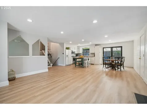 14990 SW Carolwood Drive Beaverton OR 97007