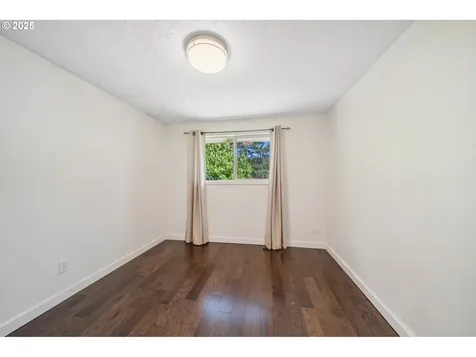 14990 SW Carolwood Drive Beaverton OR 97007